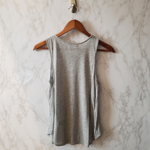 Mercer and Taylor Keyhole Tank in Gray - Picture 6 of 7